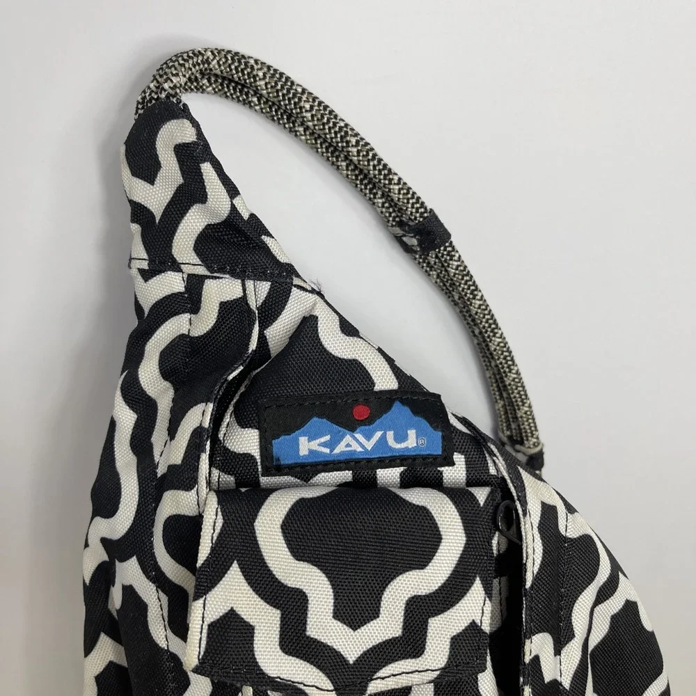 KAVU SLING BACK Black & White‎ Geometric Print Back Rope Canvas